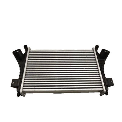 Personalizzare Intercooler per autocarri leggeri con radiatore di raffreddamento idrico per computer L1119003010A0