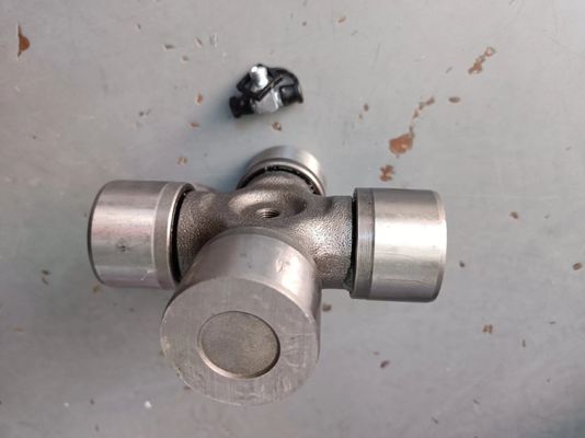 Parti per autoveicoli Universale U-Joint Cross Bearing Cardan Joint con compatibilità del manico