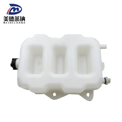 0.81 kg FAW Truck Expansion Tank 1311020-76A/E Sostituzione per camion pesante Parte originale